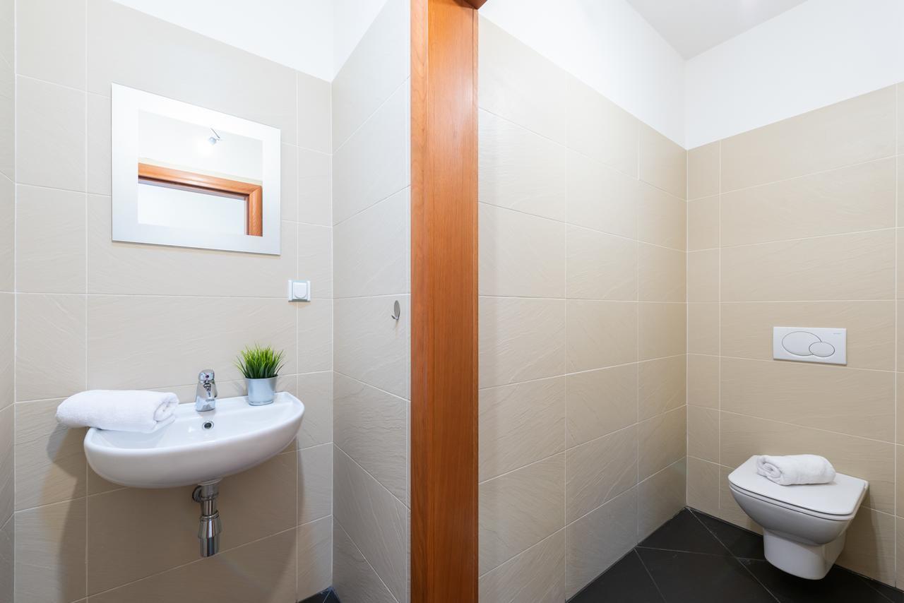 Tesnov Residence Grande Apartments Prága Kültér fotó