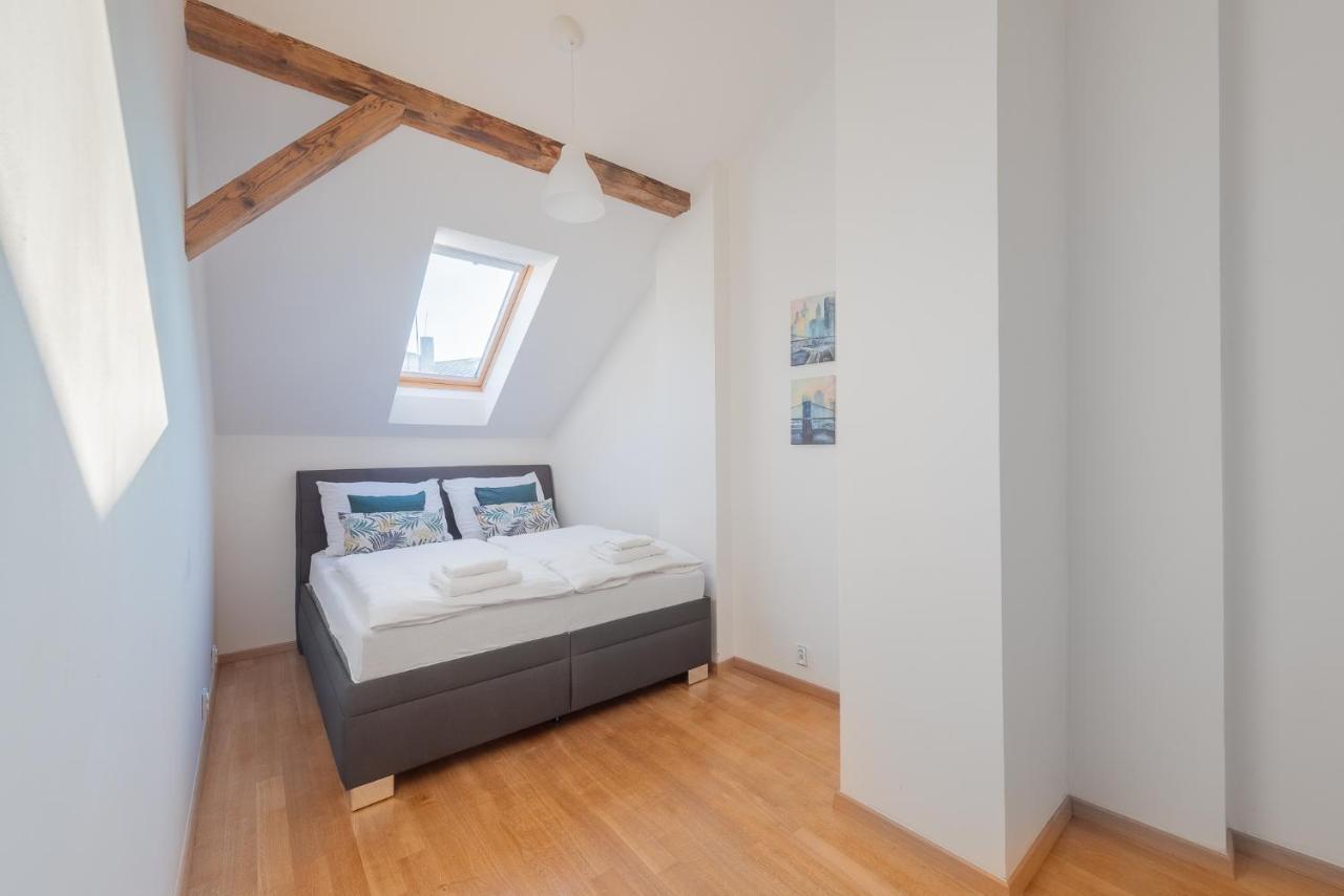 Tesnov Residence Grande Apartments Prága Kültér fotó