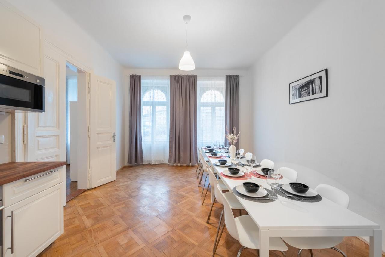 Tesnov Residence Grande Apartments Prága Kültér fotó