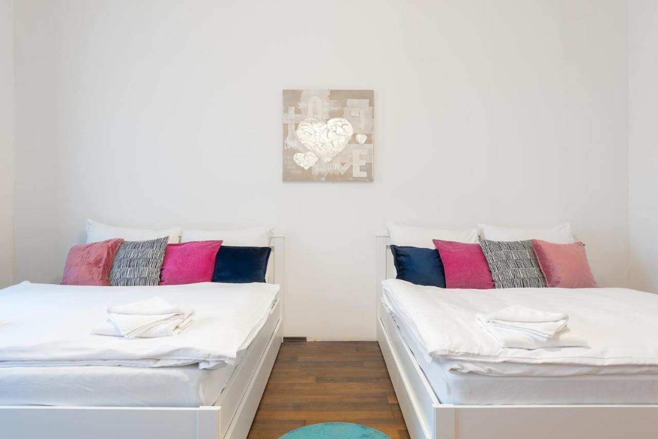 Tesnov Residence Grande Apartments Prága Kültér fotó