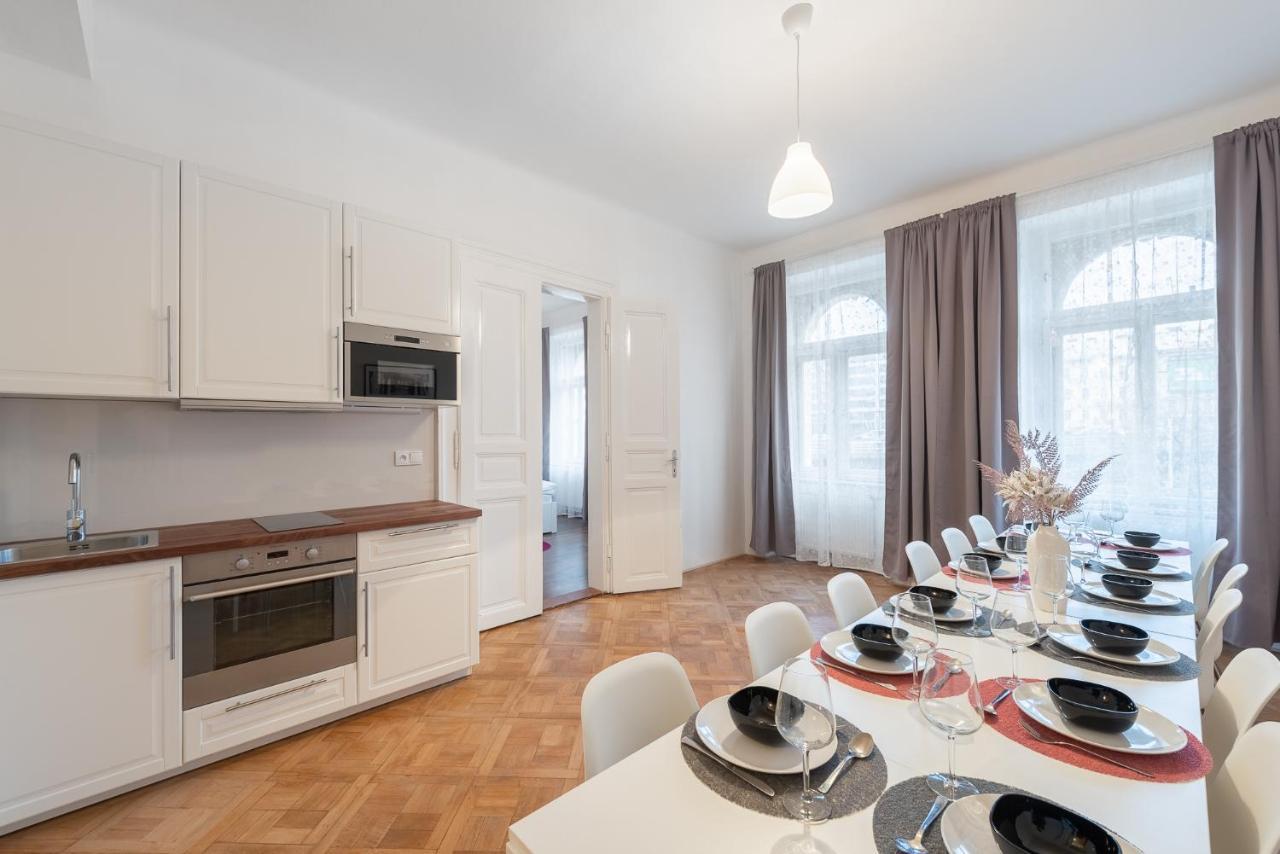 Tesnov Residence Grande Apartments Prága Kültér fotó
